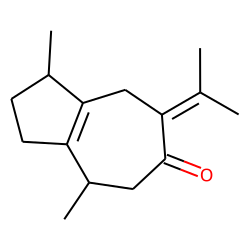 3,8-Dimethyl-5-(1-methylethylethyldiene)-1,2,3,4,5,6,7,8-octahydroazulene-6-one